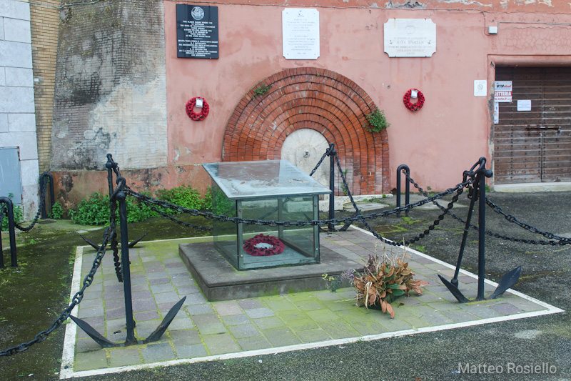 Targhe commemorative dello sbarco di Anzio