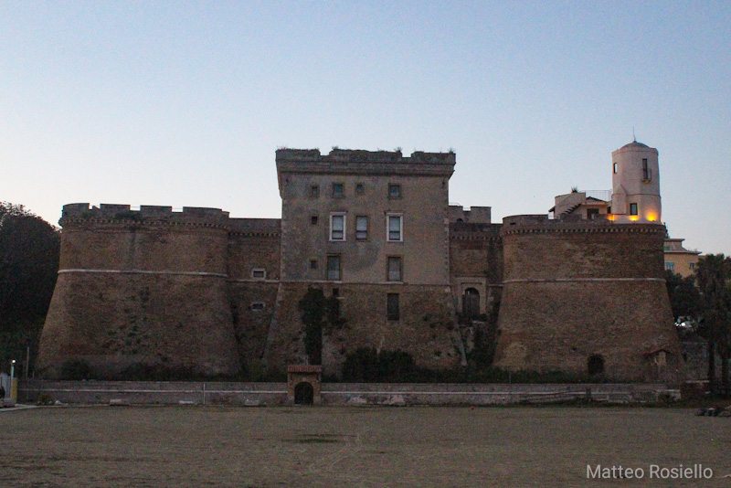 Forte Sangallo dal mare