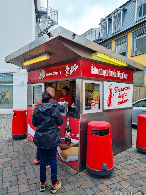 Il chiosco di Hotdog reso famoso da Bill Clinton