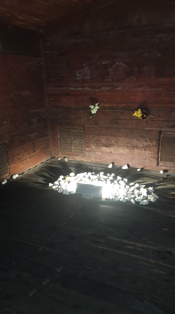 Le pietre depositate a ricordo Le pietre depositate a ricordo