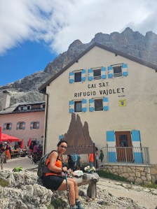 Io al rifugio Vajolet