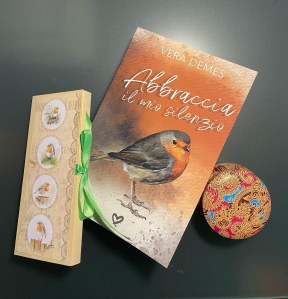 "Abbraccia il mio silenzio" di Vera Demes "Abbraccia il mio silenzio" di Vera Demes
