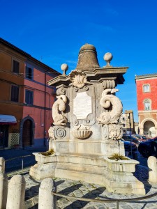 Fontana dei Delfini Fontana dei Delfini
